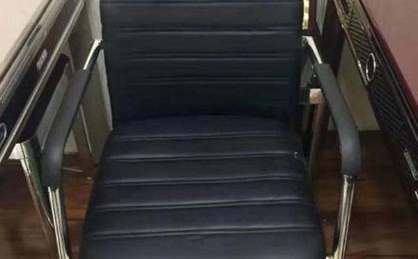 2025年什么牌子红古麻将椅好?选购与保养避坑指南 2025年什么牌子红古麻将椅好?选购与保养避坑指南